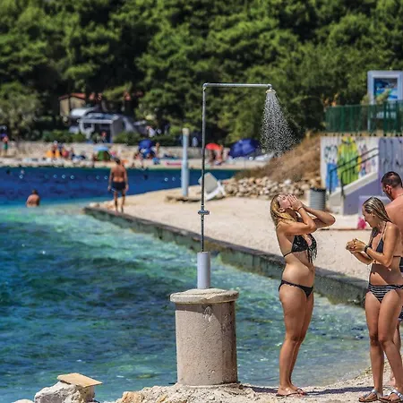 Lovely In Okrug Gornji